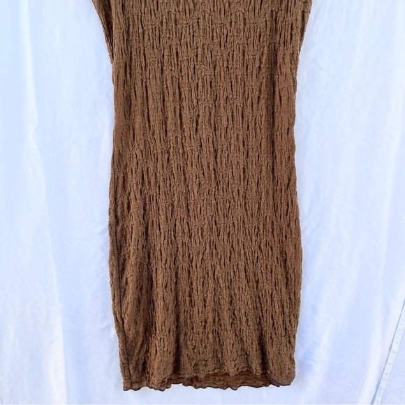 LISA SAYS GAH | MEDIUM TAI CRINKLE POPCORN OPEN BACK CHOCOLATE BROWN MINI DRESS - Picture 7 of 10